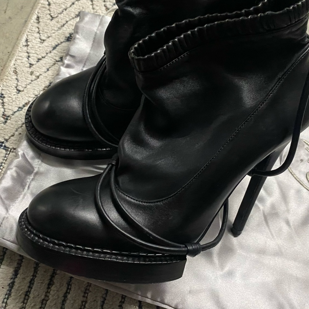 Kris van assche“ special edition” stripe boots